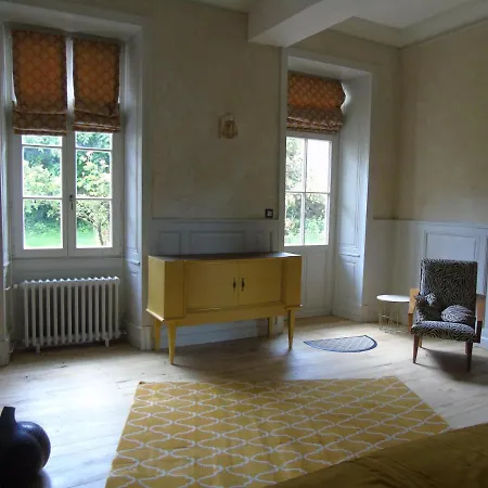 Eco Logis De Chantegrolle ベッド・アンド・ブレックファスト 4*