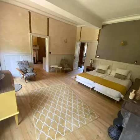 ベッド・アンド・ブレックファスト Eco Logis De Chantegrolle Champagne-Mouton