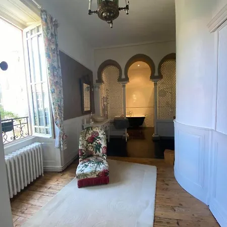 Eco Logis De Chantegrolle Panzió 4*