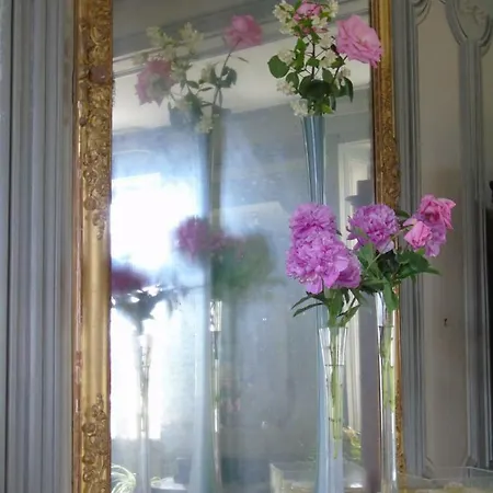 ベッド・アンド・ブレックファスト Eco Logis De Chantegrolle 4*