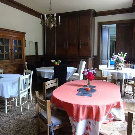 ベッド・アンド・ブレックファスト Eco Logis De Chantegrolle 4*